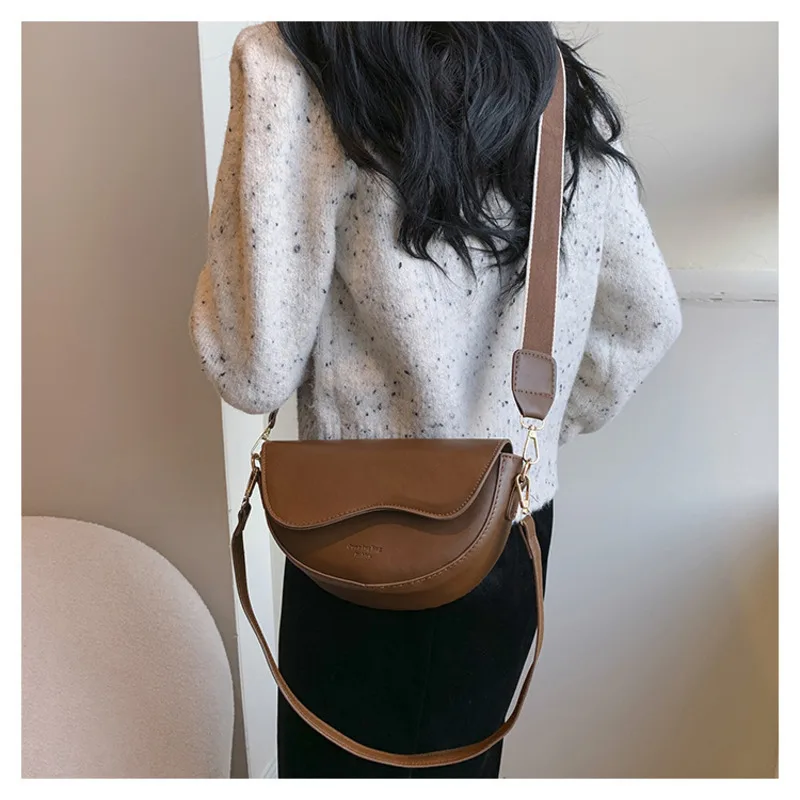 Bolsa feminina tiracolo de couro PU, bolsa de axila de ombro único elegante, simples e casual, novo estilo, outono e inverno, 2024