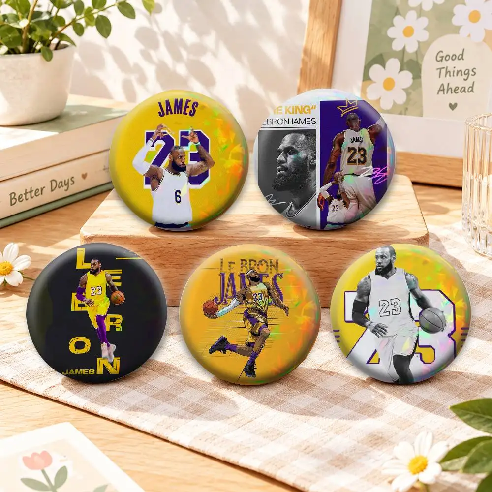 Basketball Legend LeBron J-James Badges Creative Tinplate Button PinsBrooch Badge Clothes Backpack