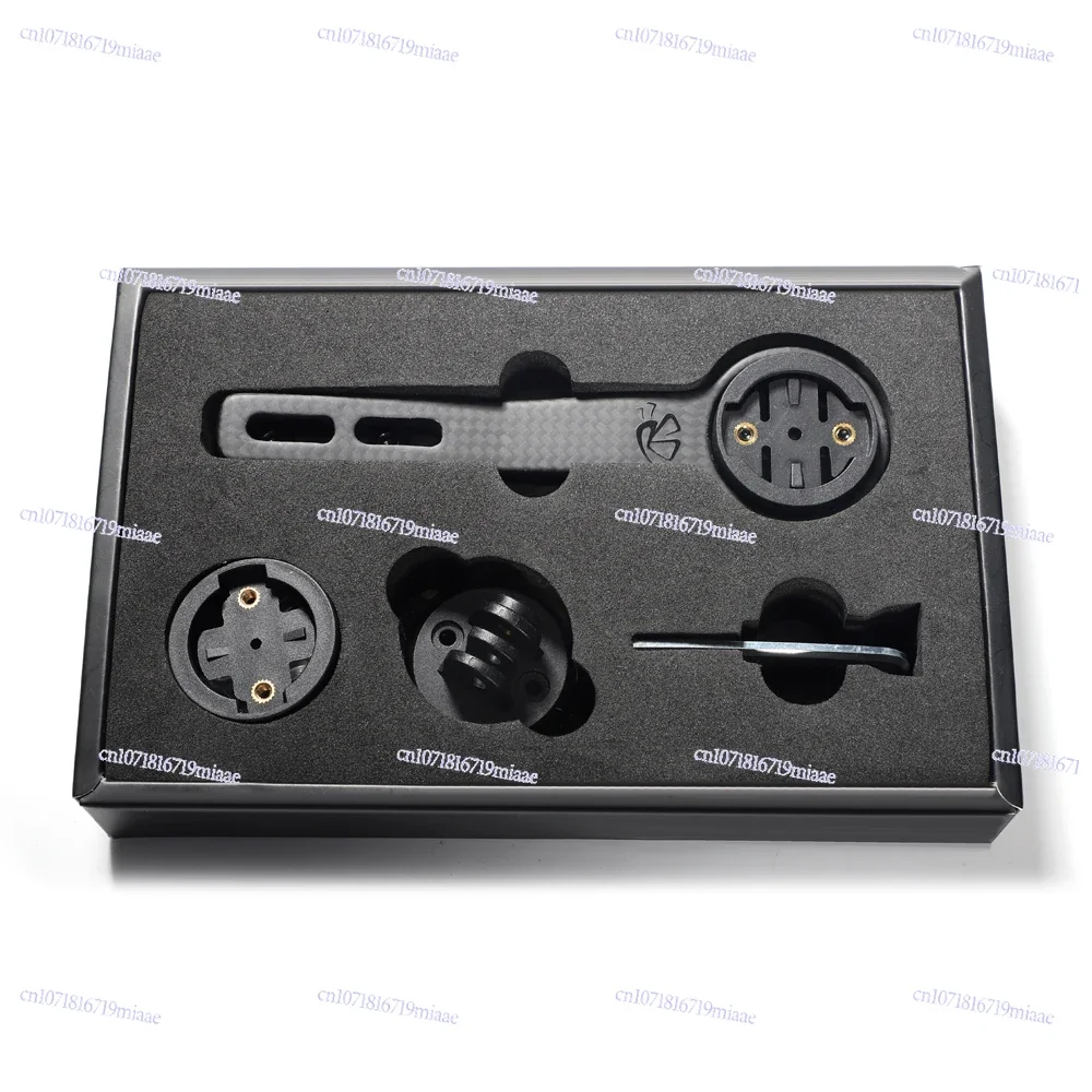 

Встроенная ручка, специальный кронштейн для часов из углеродного волокна