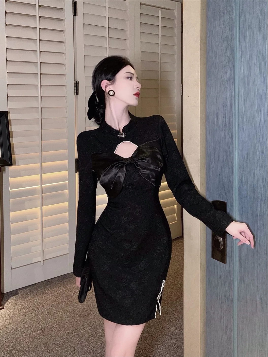 

New Chinese Sle Hollow out Beaded Knot Qipao Dr Women's Autumn Winter Slimming Split ort Skirt Vintage Sle