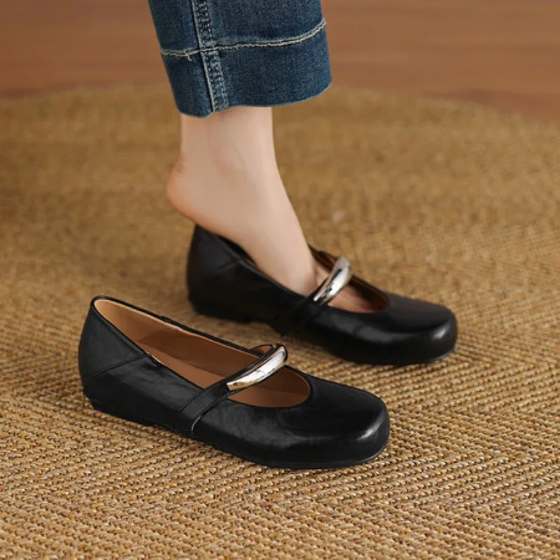 

Hot Fashion Flat Shoes Women Metal Decor Round Toe Slip on Boat Shoes Comfort Daily Loafers FootwearFemale Spring 2025