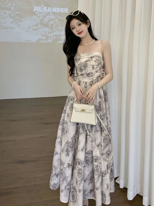 Sweet and Cute People Dried Rose Fragmented Flower Dress for Women 2024 Small Fresh Summer Fit Reverse French Belt Dress FDTP