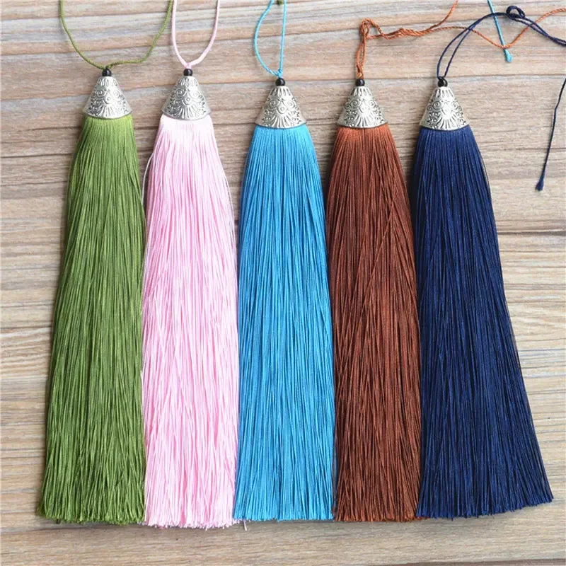 1PC 17CM Craft Tassels Flat Fish Mouth Cap Tassels Silky Handmade Soft Bookmark Tassels with Cord Loop for DIY Jewelry Making