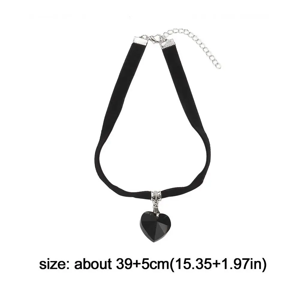 Classic Gothic Black Leather Choker Torques Heart Pendant Necklaces For Women Elegent Fashion Y2K Jewelry Valentine\'s Gifts