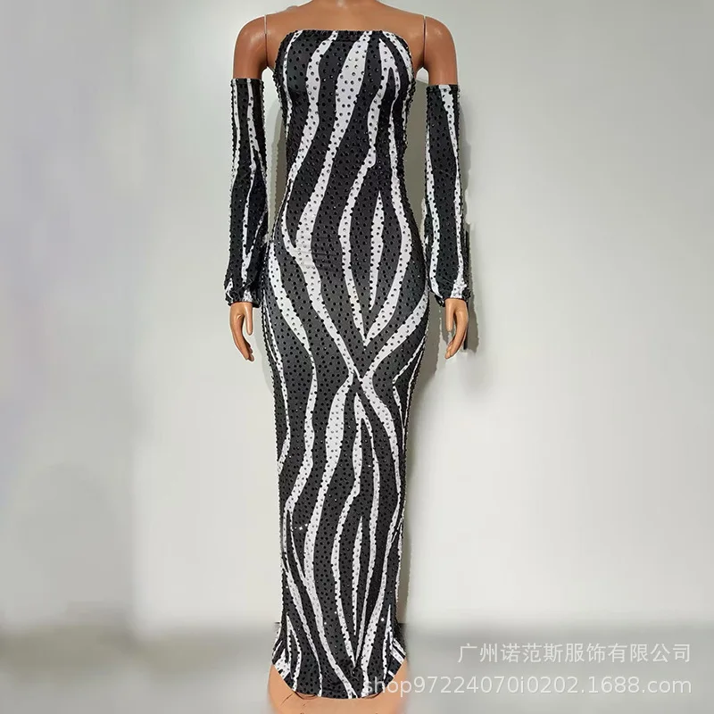Fashion Black And White Contrasting Colors Temperament Drape Dress Female Singer Commercial Performance Stage Banquet Host Dress