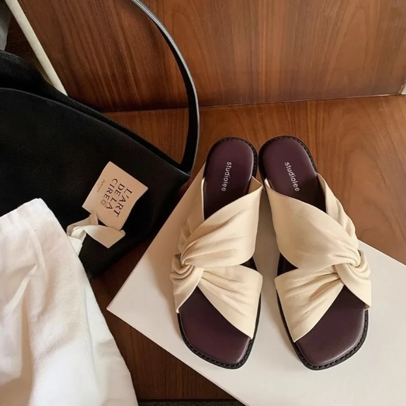 

Summer New Women's Shoes Fashion Hollow Out Flat Slippers for Woman Comfort Soft Sole Casual Shoes Designer Shoes Zapatos Mujer