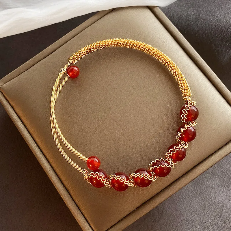 

Red Agate Bracelet Original Design High-end Sense Jewelry Retro Light Luxury Women's Jewelry Korean Style Hand-woven Hand String