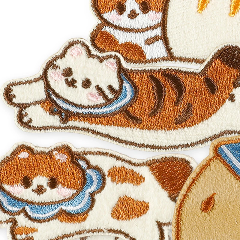 8 stücke Tier Katzen Nette Selbstklebende Patches Für Kleidung Kinder Gestickte Eisen Aufkleber Pack Mädchen Nähen Stoffe Jacken Hut diy – Detail 4