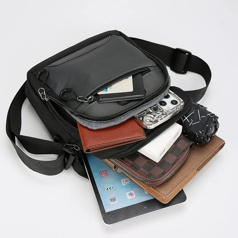 حقيبة كروس نايلون متعددة الطبقات للرجال مقاومة للماء حقيبة ركاب الأعمال خفيفة الوزن وبسيطة وعصرية حقيبة كتف