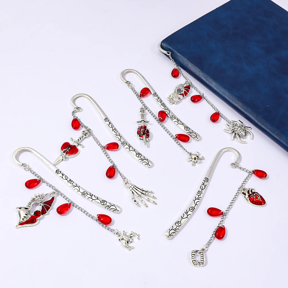 جمجمة مرجعية عتيقة، عنكبوت، مضرب، علامة مرجعية من سبيكة قلادة قطرة الدم، مع إشارة مرجعية لسلسلة الخرز، هدية الهالوين.