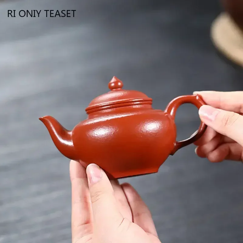 

120ml Yixing Purple Clay Teapots Famous Artists Handmade Tea Pot Raw Ore Zhu Mud Beauty Kettle Chinese Authentic Zisha Tea Set