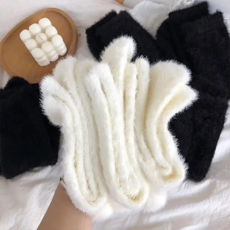 Harajuku Cute Mink Velvet White Black Socks Autumn Winter Elastic Thickened Plush Lovely Thermal Kawaii Coral Velvet Sleep Sock