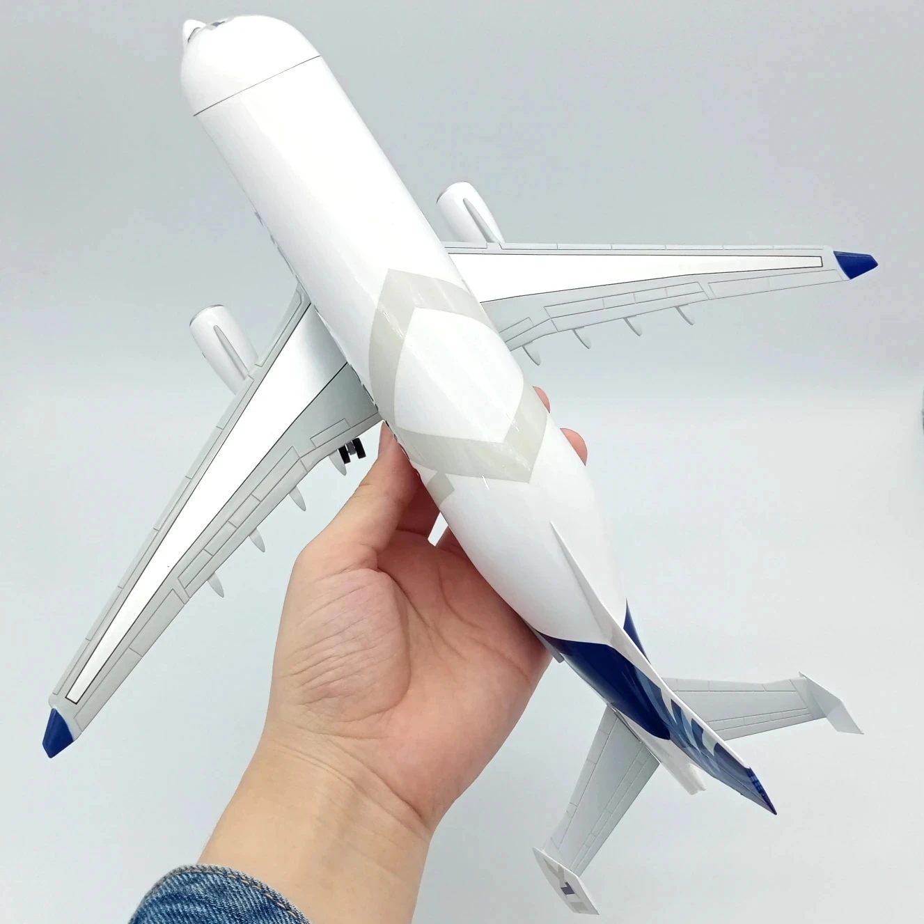 1:400 Airbus A300-600ST BELUGA Airlines Transport Machine With Base Alloy Aircraft Plane Collectible Display Model Collection