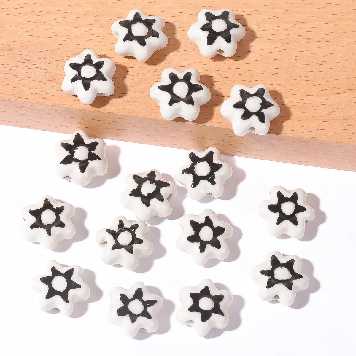 4pcs Ceramic Beads Flower Painted Handmade Creative Craft Space Beads Jewelry Making DIY Exquisite Bracelet Earrings Pendant