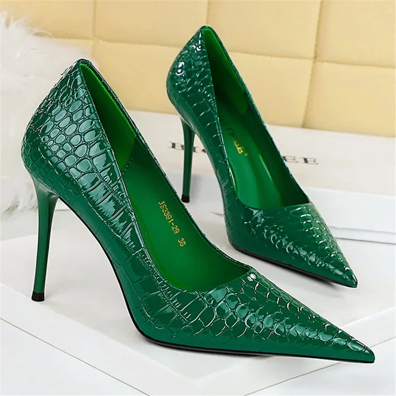 New Women 10cm High Heels Stiletto Pumps Pointed Toe Green Nude Heels Lady Serpentine Glossy Leather Wedding Evening Party Shoes