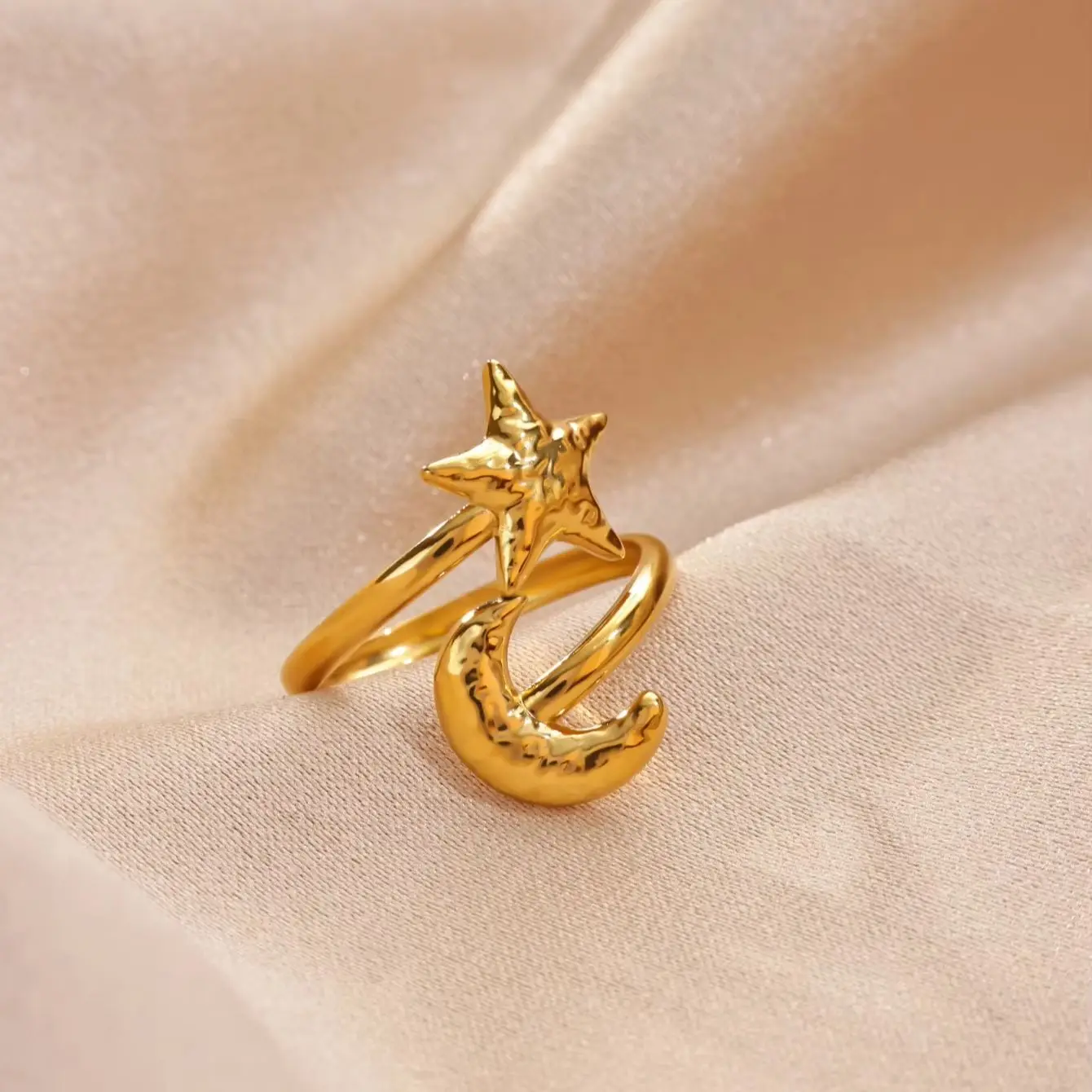 Vintage Stainless Steel Texture Star&Moon Rings For Women Men Gold Color Open Adjustable Moon Ring Female Jewelry Party Gift