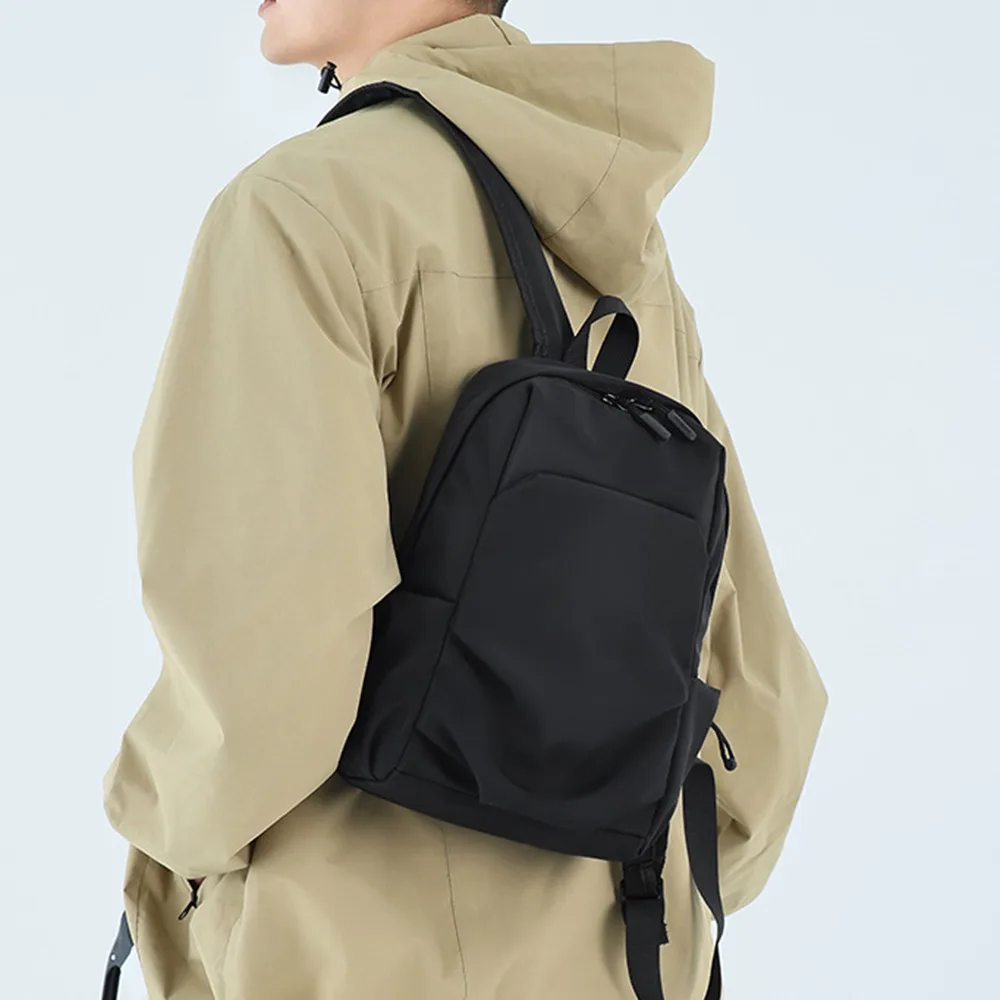 

Large Capacity Fitness Training Bag Anti-Scratch Waterproof College Student Backpack Wear-Resistant Foldable Men Laptop Backpack