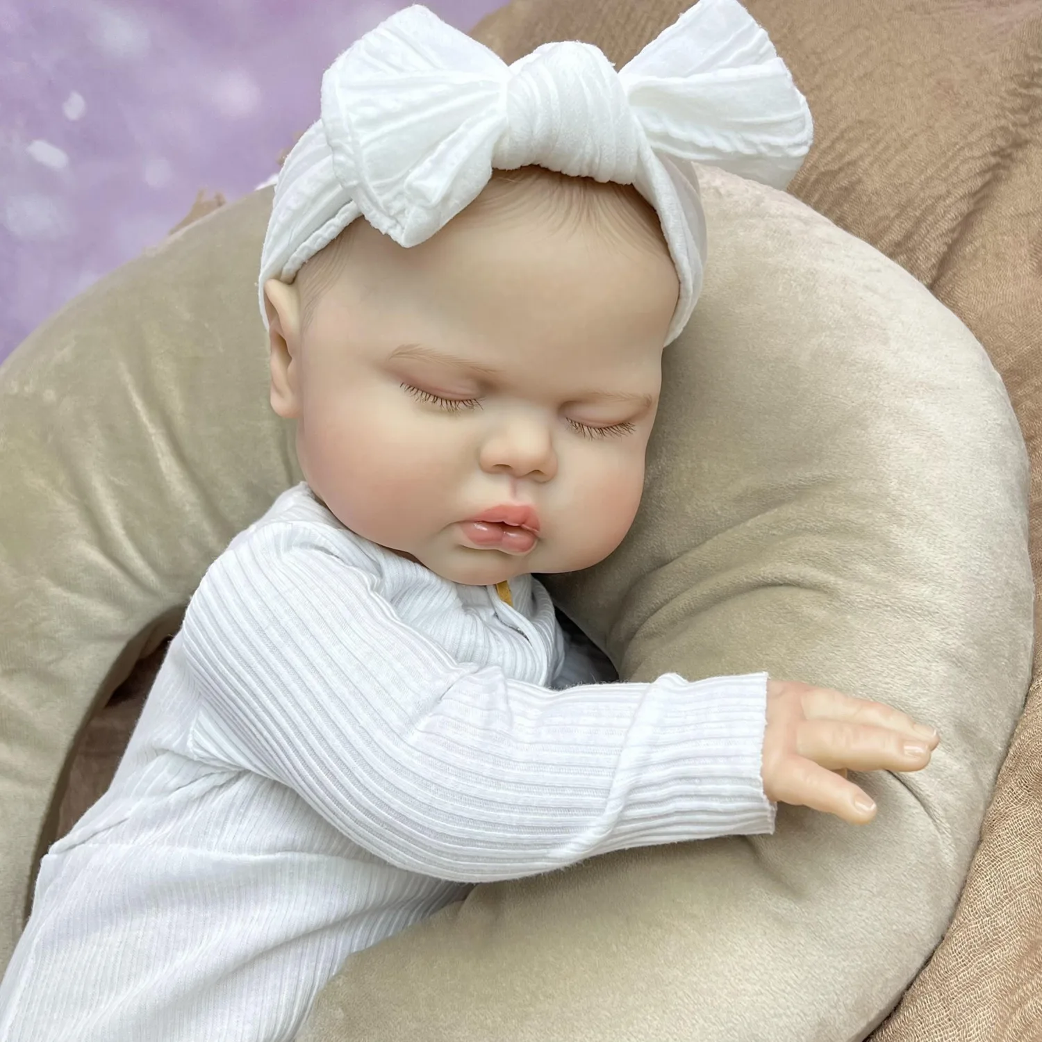 BZDOLL 50CM 20 Cali 3D Skóra z Widocznymi Żyłkami Śpiąca Grubaska Reborn Lalka Zabawka Winylowe Ręce i Nogi Materiałowy Korpus Lalka Prezent Urodzinowy dla Dzieci