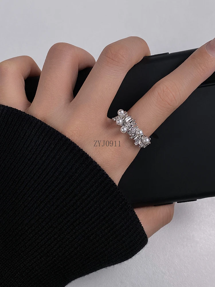 Semplice anello di perle da donna squisito micro-intarsiato zircone aperto anello per dito indice gioielli a mano