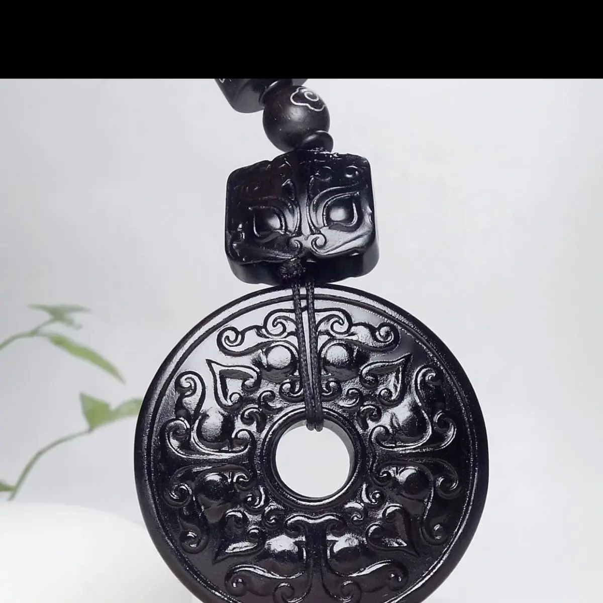 

Original design Xinjiang Hetian jade, ink jade, tiger and tiger Shengwei safety buckle pendant, antique pendant, menmen's models