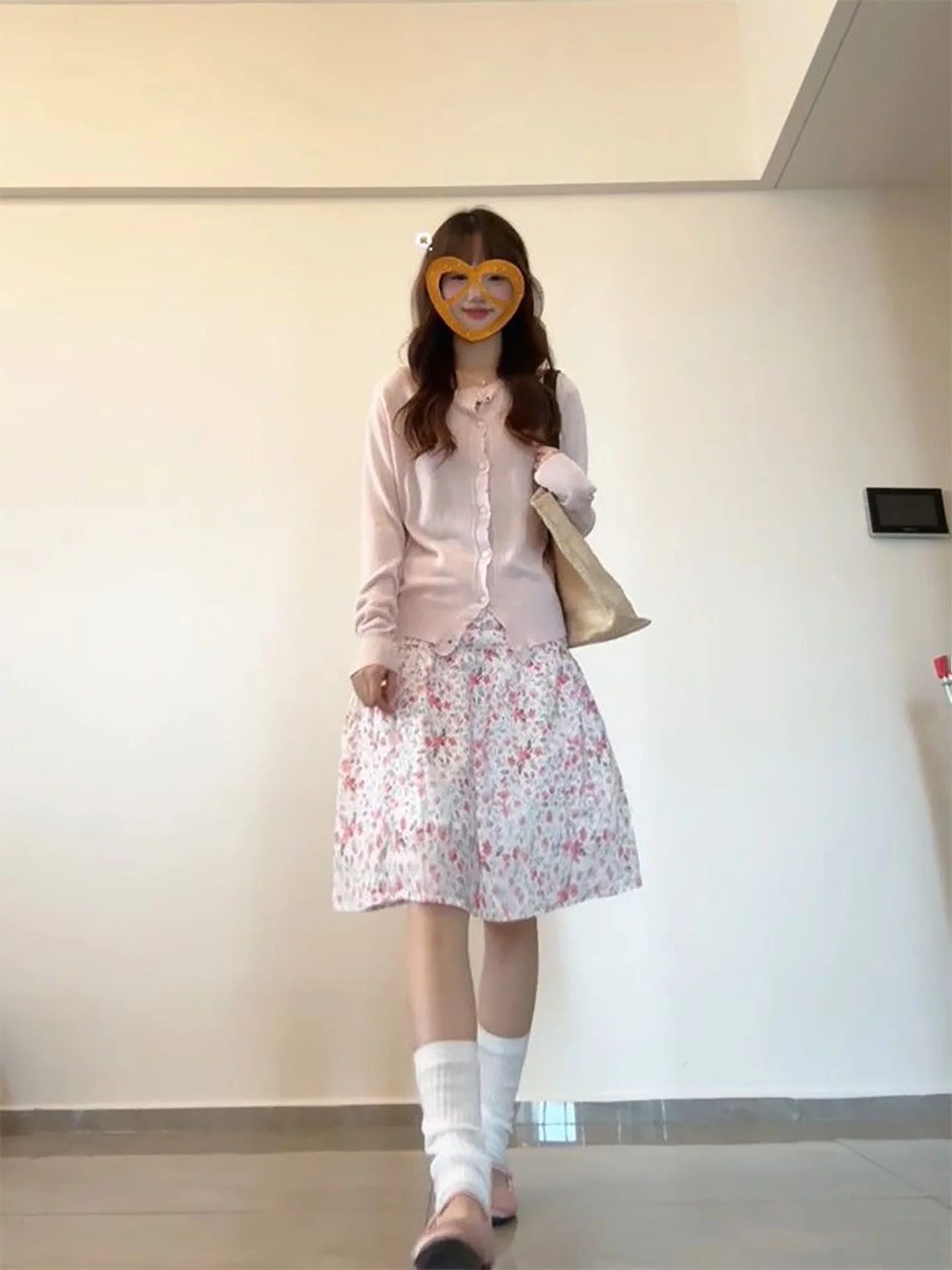 

Pink Knitted Cardigan And Floral Short Skirt Set Bowtie Gentle Sweet Atmosphere Women's Fashion Spring Autumn Casual Wear
