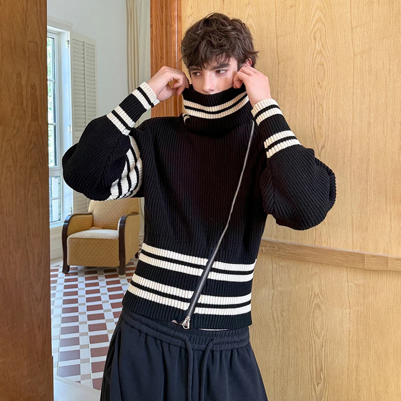 เสื้อสเวตเตอร์ถักคอตั้งทรงหลวมลายทางตัดสีสำหรับผู้ชาย LUZHEN รุ่น JY4807 คอลเลคชั่นฤดูหนาวปี 2025 พร้อมซิปเฉียงแบบปรับแต่งได้