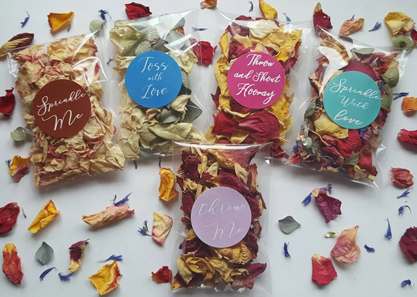 

25PCS Biodegradable Confetti. Pre filled packets with personalised stickers. Naturally dried flower petals. Wedding confetti. Pe