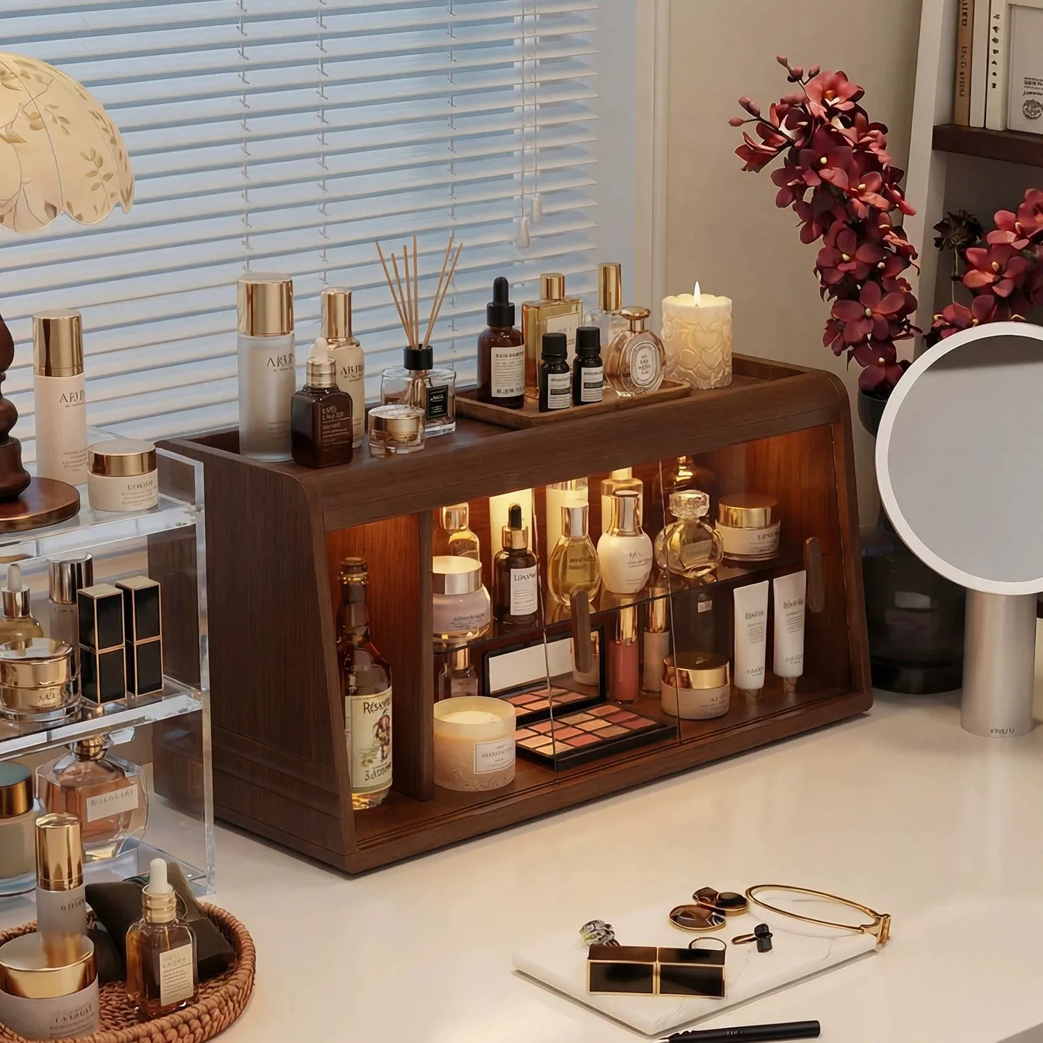 Solid wood cosmetics storage box desktop lipstick perfume skin care products dresser storage rack teacup water cup rack