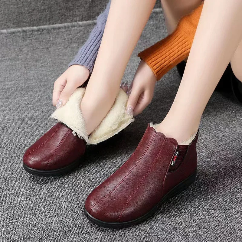 Winter Flat Mom Cotton Shoes Non-Slip Fleece Lined Thickened Baby Shoes Warm Waterproof Cotton Boots For Middle-Aged And Elderly