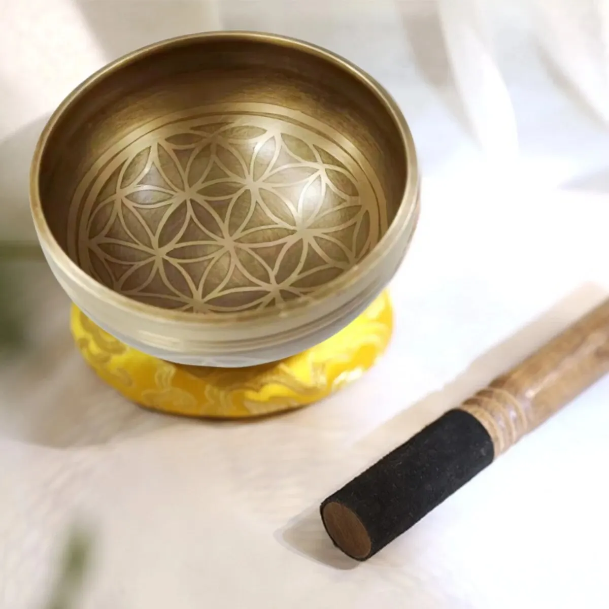 Miwayer Tibetan Singing Bowl Set Flower of Life Unique Gift Helpful for Meditation Yoga Stress Relief Prayer and Mindfulness