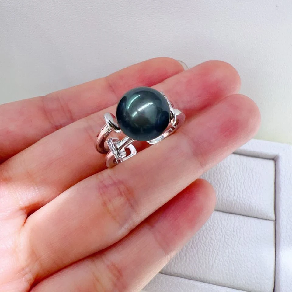 

Женское кольцо из серебра 925 пробы с натуральным жемчугом 9-10 мм