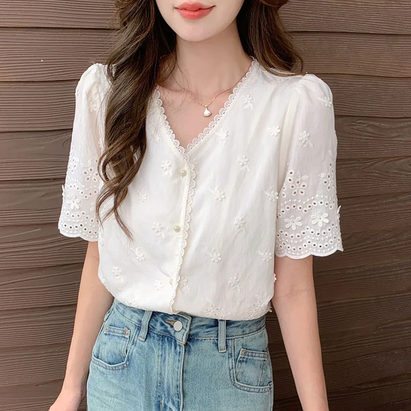 

Blusas Para Mujer Fashion Summer Short Sleeve Women Shirt Blouse V-Neck Embroidery Shirt Blouse Women Tops Blouses Shirts Q4734