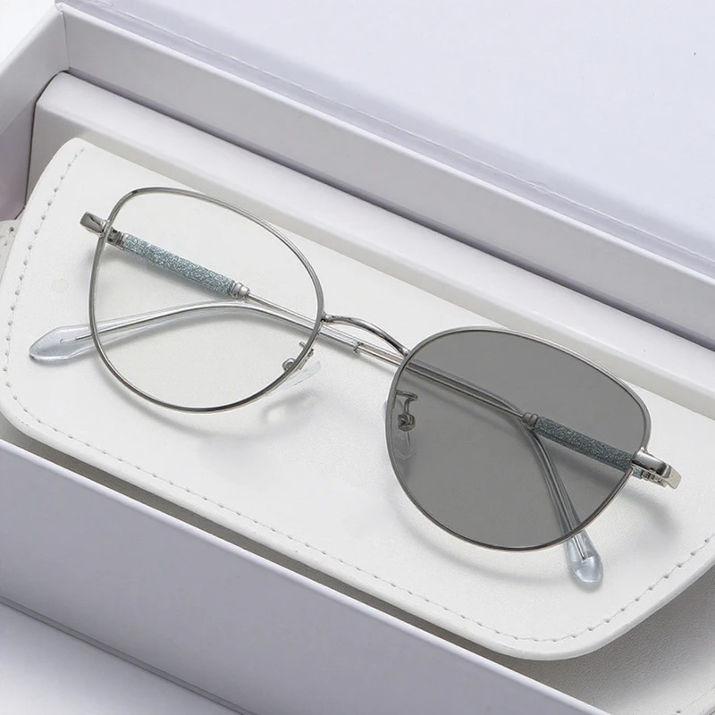 

Photochromic Fashion Cat-Eye Myopia Glasses Large-Frame Comfortable Blue Light Blocking Minus Diopter Eyeglasses 0 To -4.0