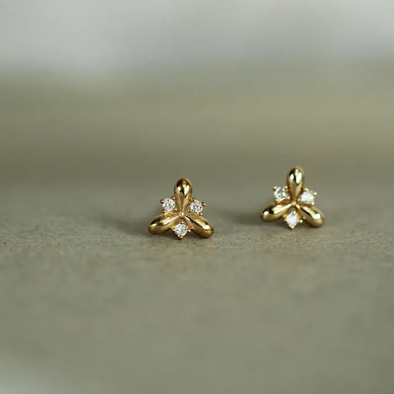 GOLDtutu 9K Solid Gold Flower Stud Earrings for Women, Minimal Simple Style, Dainty Jewelry Gift, Elegant Design kj97