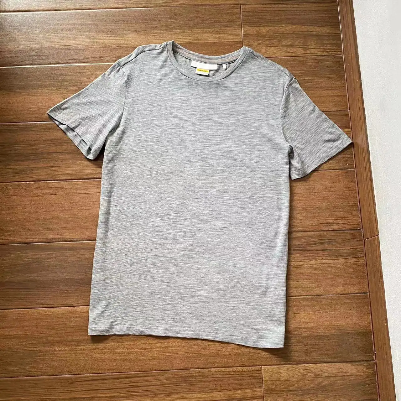 Icbker Merino Wool round Neck Short Sleeve Lightweight Summer Casual Breathable Sweat Absorbent Odor Control T-Shirt