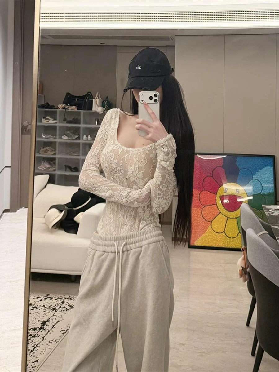 

Retro Lace Long Sve Bodysuit Women's Sexy High-End Base irt Autumn Winter Slimming Hot Girl Top U-Ne-Piece Suit