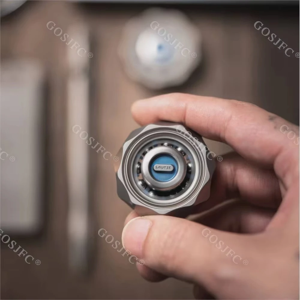LAUTIE BIT05 titane Fidget Spinner bout des doigts Gyro métal adultes soulagement du Stress jouet Fidgeting jouets