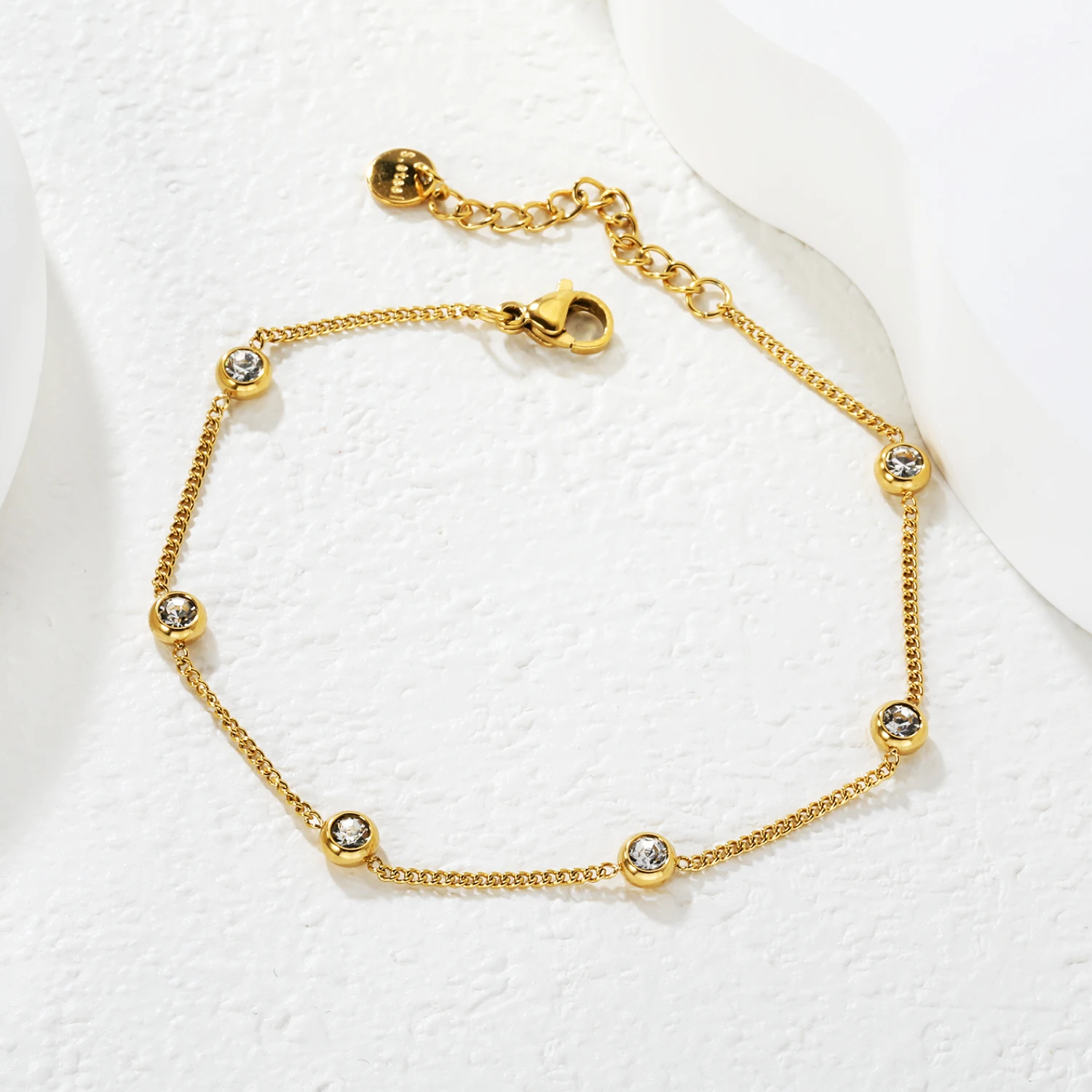 Exquisite weiße blaue Kristallketten-Armbänder für Damen, goldenes Edelstahl-Armband, Armreif mit Zirkonia-Charm, Bijoux
