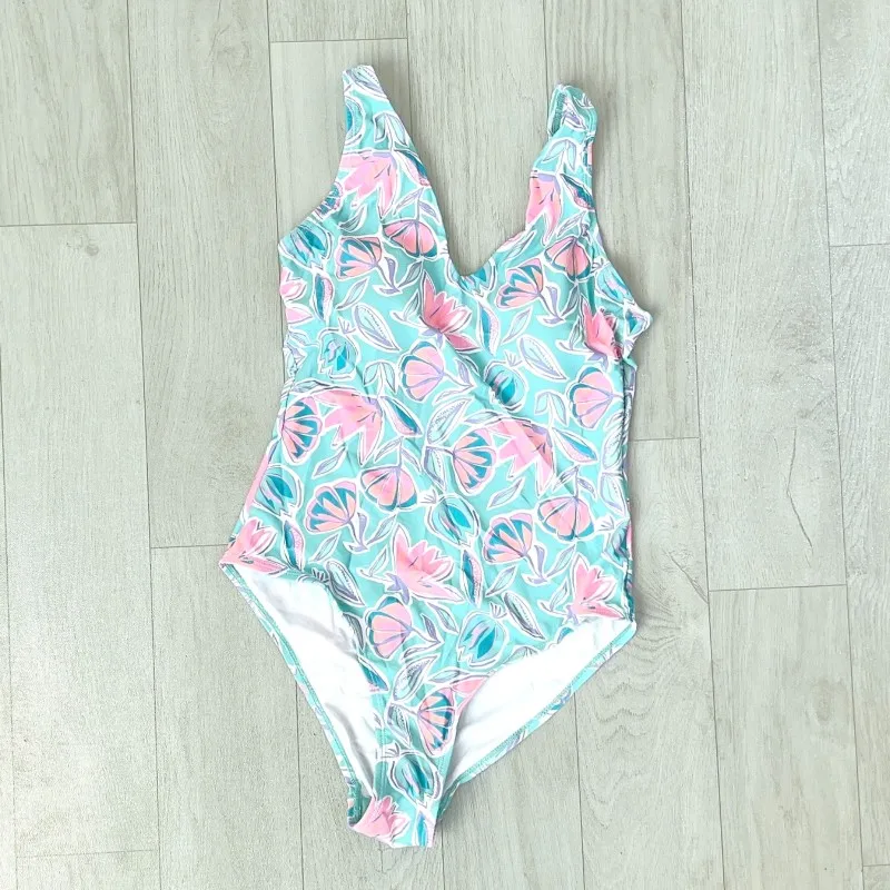 

Amber Women's One-Piece e Swimsuit for Swimming Pools And Hot Springs Vaion Special Features Qui Dry And Fixed Ch...