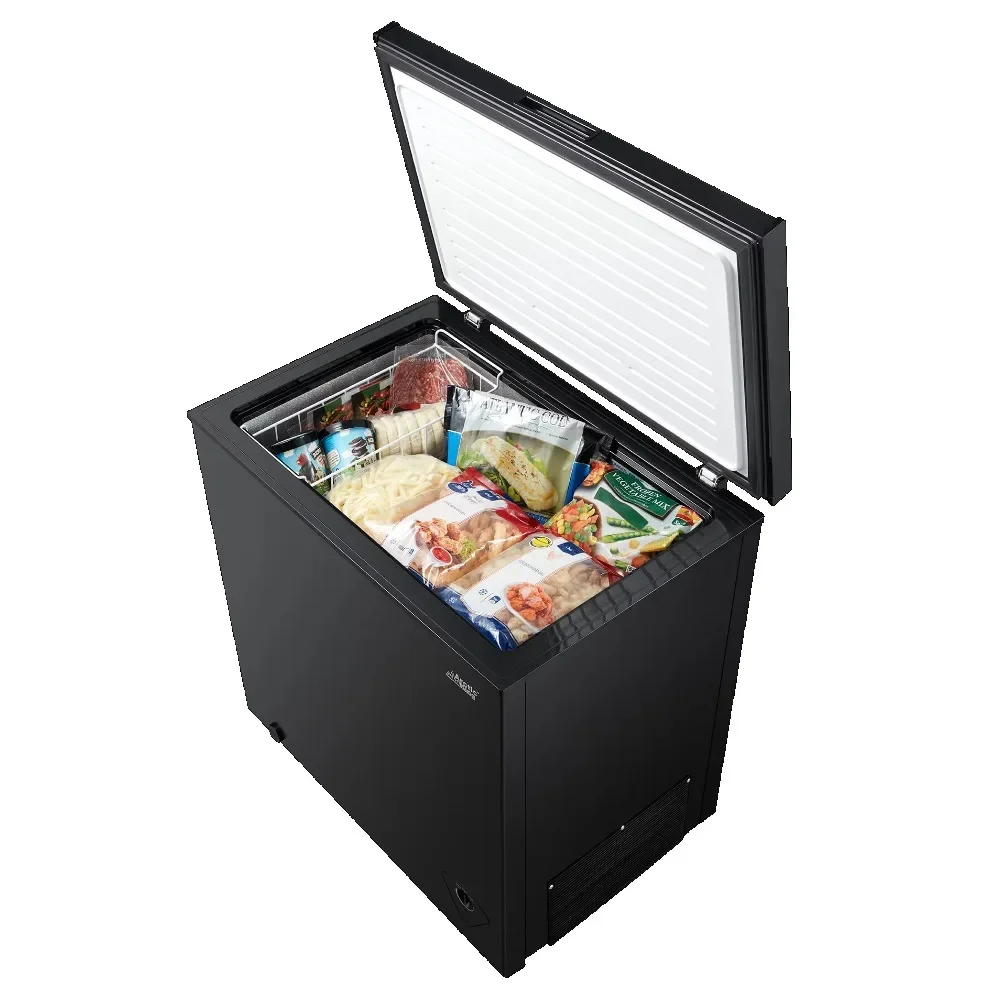 2023 New Arctic King 7 Cu Ft Chest Freezer, Black