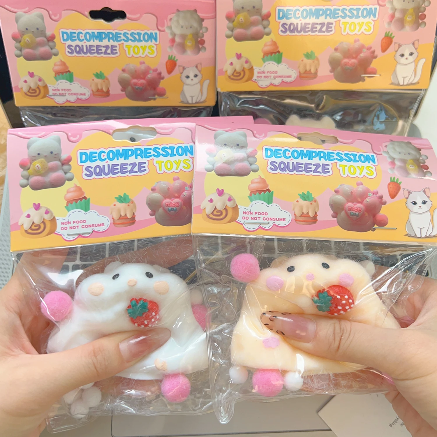 Flocking Strawberry Hamster Pinch Music Decompression Toys Silicone Slow Rebound Feel Super Soft Handmade Cute Hamster Vent Toys