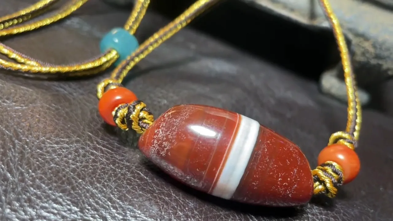Tibetan Nepalese Himalayan Bead Ancient Agate Old Dzi Talisman eye Bead Amulet