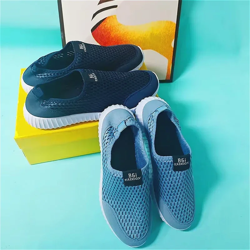 

Мужская обувь с полой сеткой, новинка 2025, модная прогулочная обувь, легкие, удобные, дышащие, повседневные туфли на одну ногу