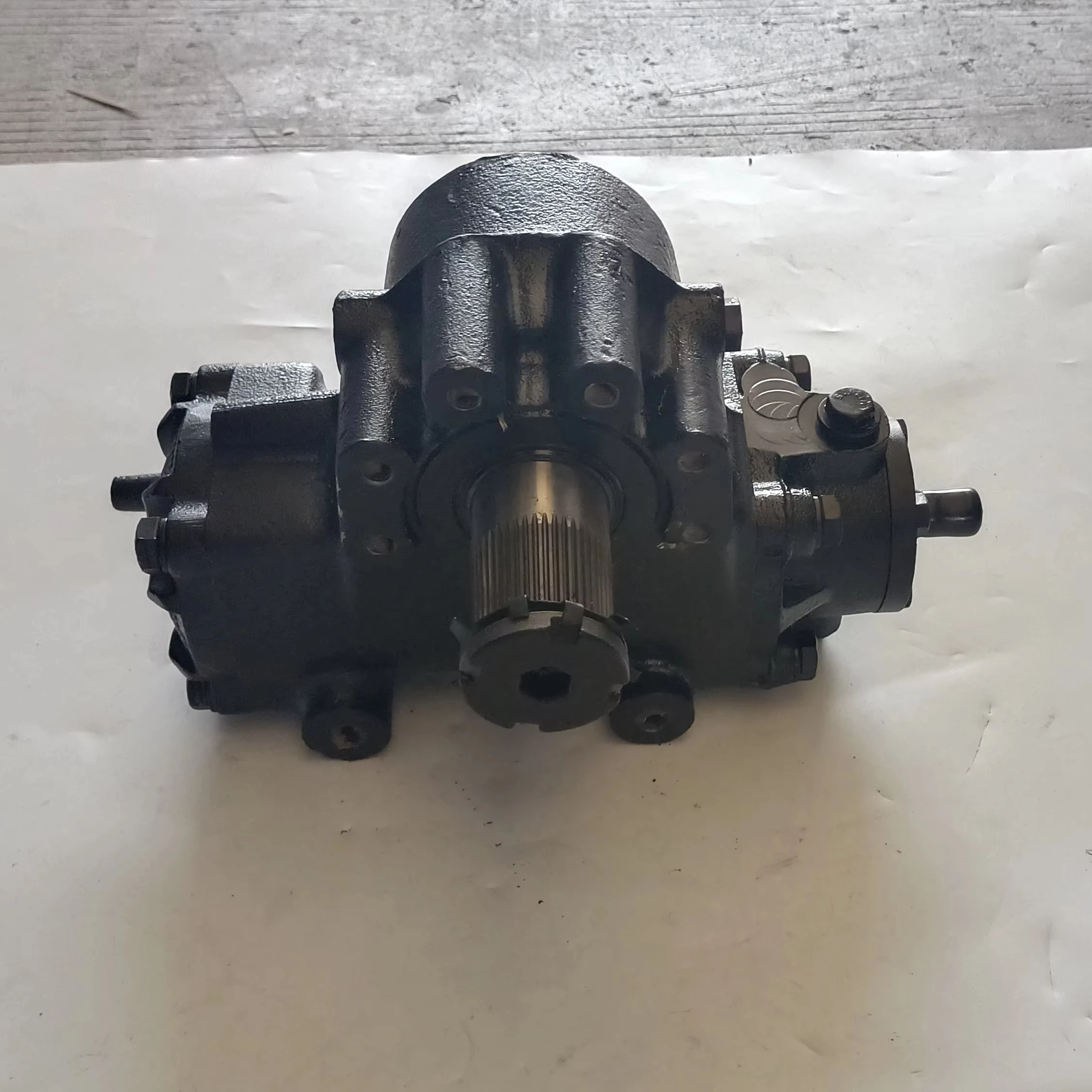 King Long Bus Power Steering Gearbox China Coach Golden Steering Pump HIGER Bus Power Steering Box