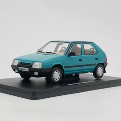 IXO 1:24 SKODA FAVORIT 1989 Diecast Car Model Metal Toy Vehicle