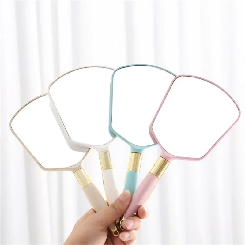 HD Makeup Mirror European-style High-quality Handheld High-end Beauty Portable Retro Pattern Vanity Mirror Female Skin Care Tool