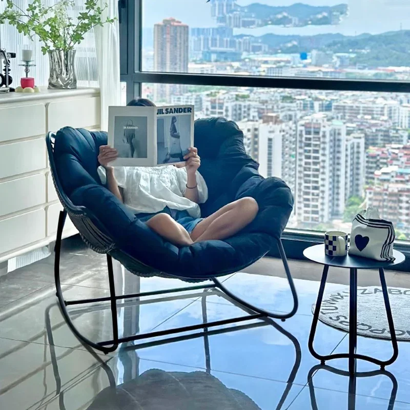 현대 럭셔리 거실 의자 악센트 라운지 흔들리는 북유럽 의자 안락 의자 편안한 인체 공학적 Poltrona 홈 가구
