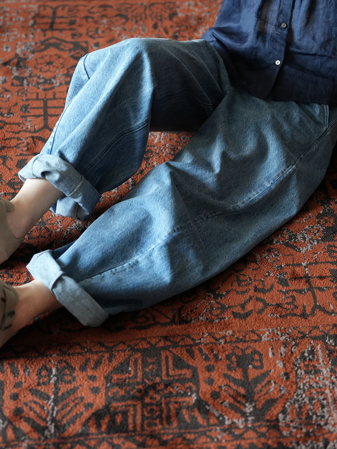 

Удобные свободные женские джинсы в французском стиле, синие, с эффектом потертости, с высокой талией, свободного кроя, с эффектом песочной стирки, структурная ткань