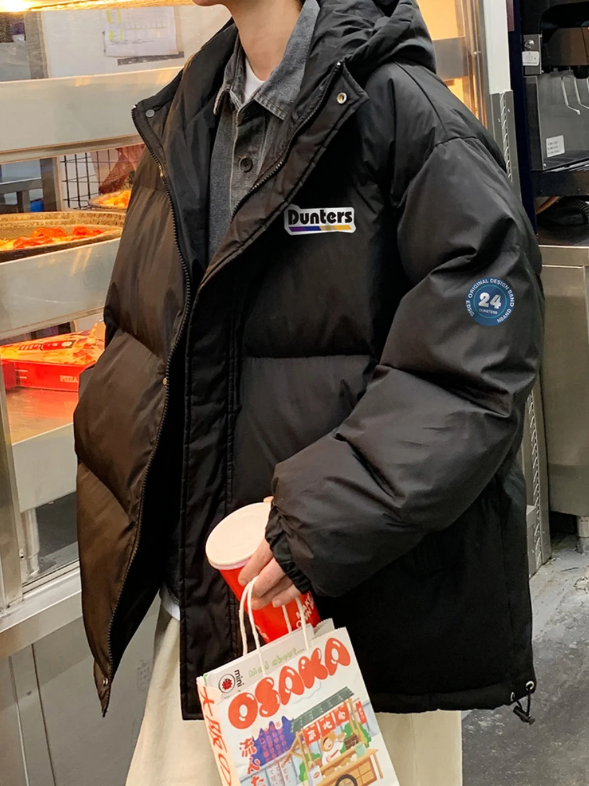 

Мужская зимняя утепленная куртка с капюшоном, легкая, теплая, с принтом, модная, молодежная, в стиле кэжуал