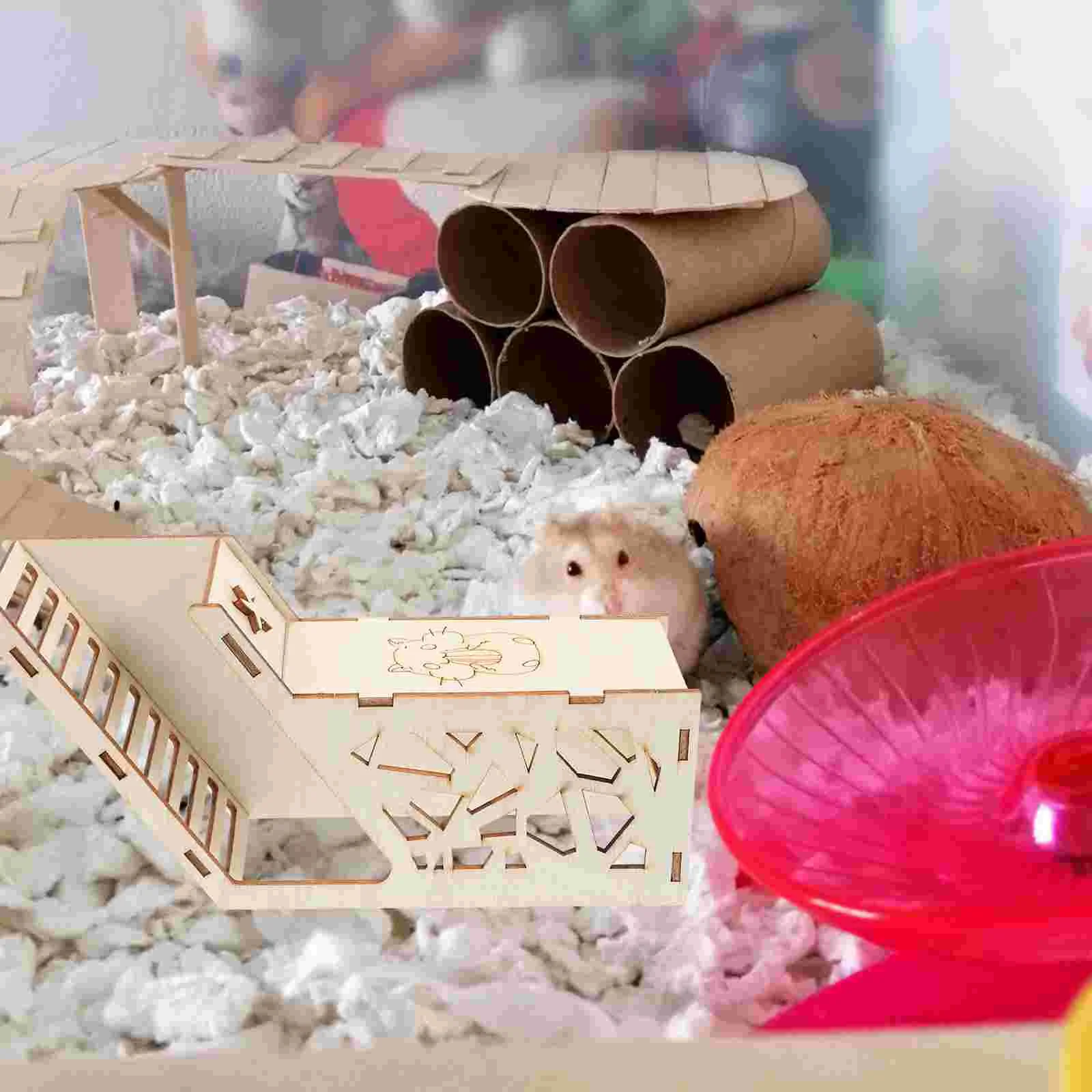 Guinea Pig Hideout House with Ramp Hedgehog Squirrel Habitat Small Animal Hut Hamster Hideout hamster houses